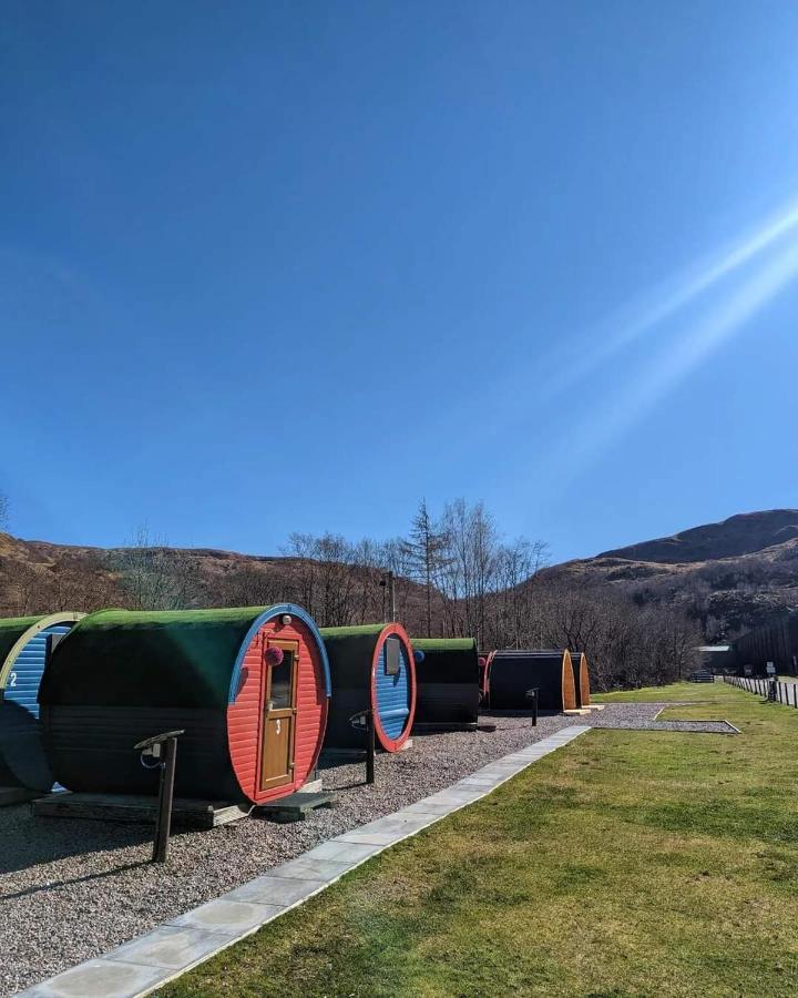 Blackwater Glamping Pods Кинлохлевън Екстериор снимка